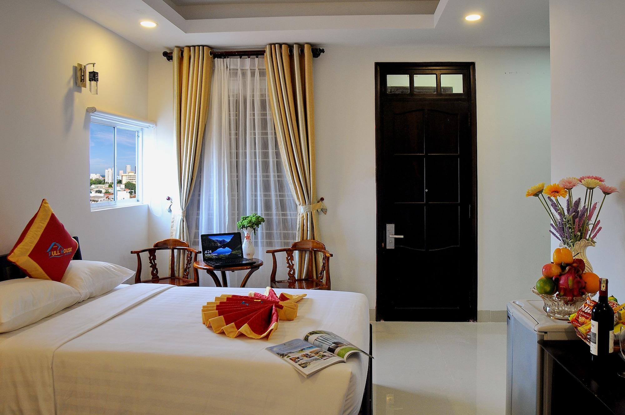 Full House Hotel На Транг Екстериор снимка