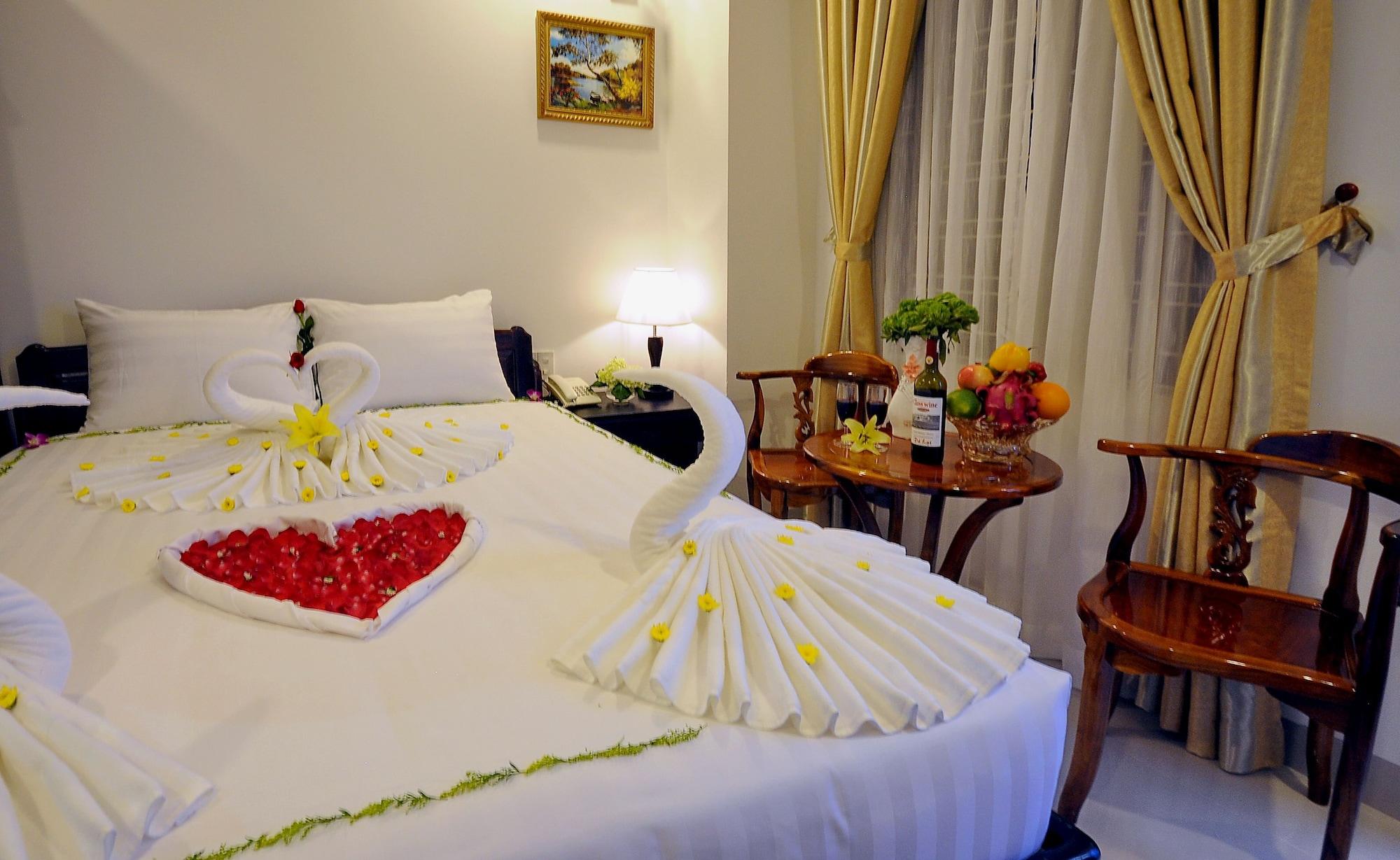 Full House Hotel На Транг Екстериор снимка