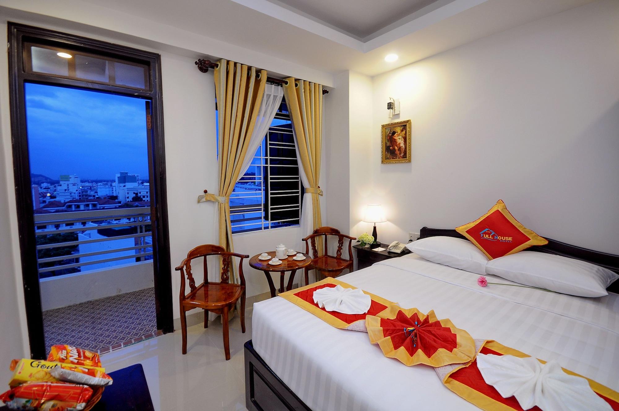 Full House Hotel На Транг Екстериор снимка