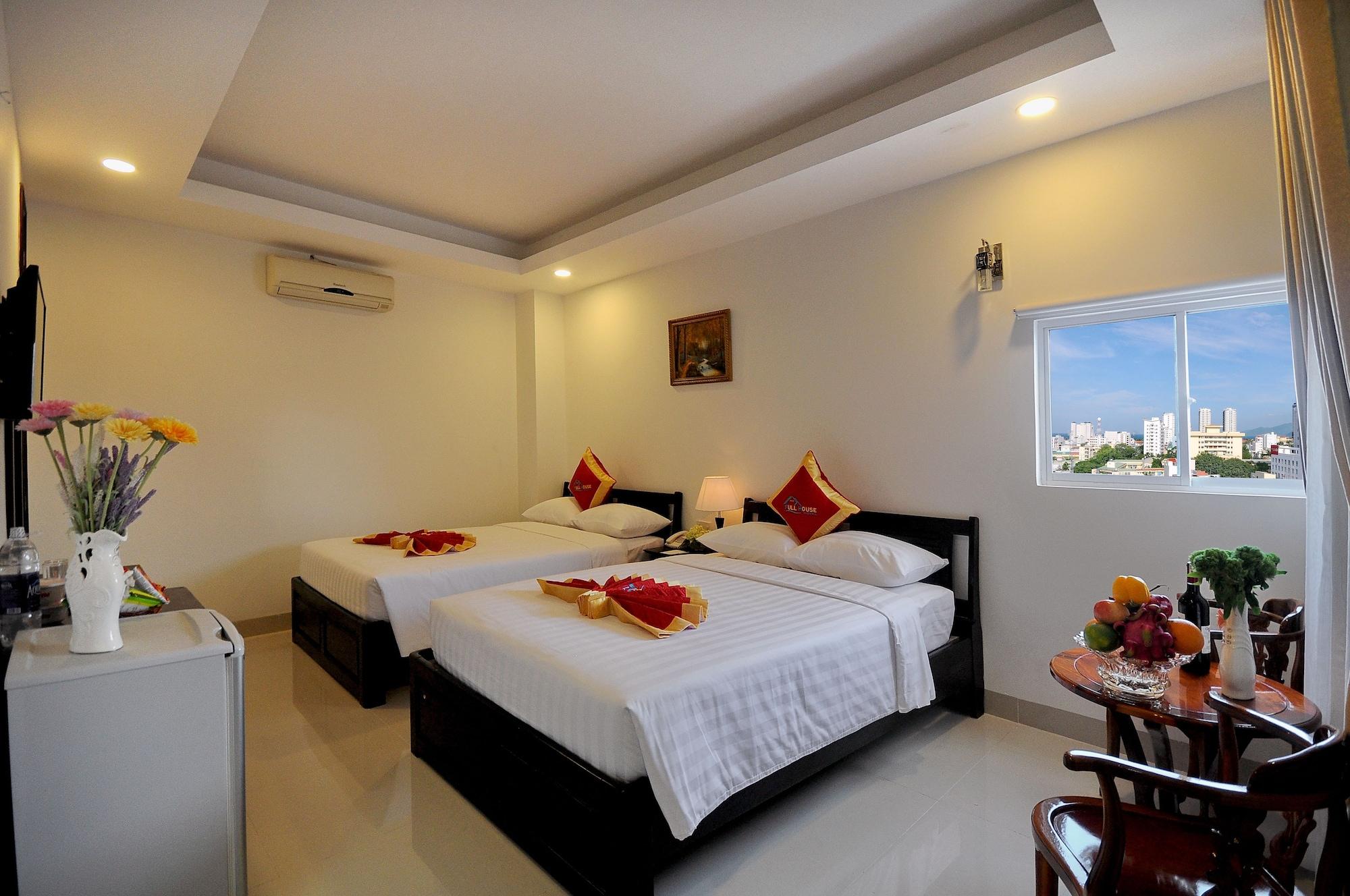 Full House Hotel На Транг Екстериор снимка
