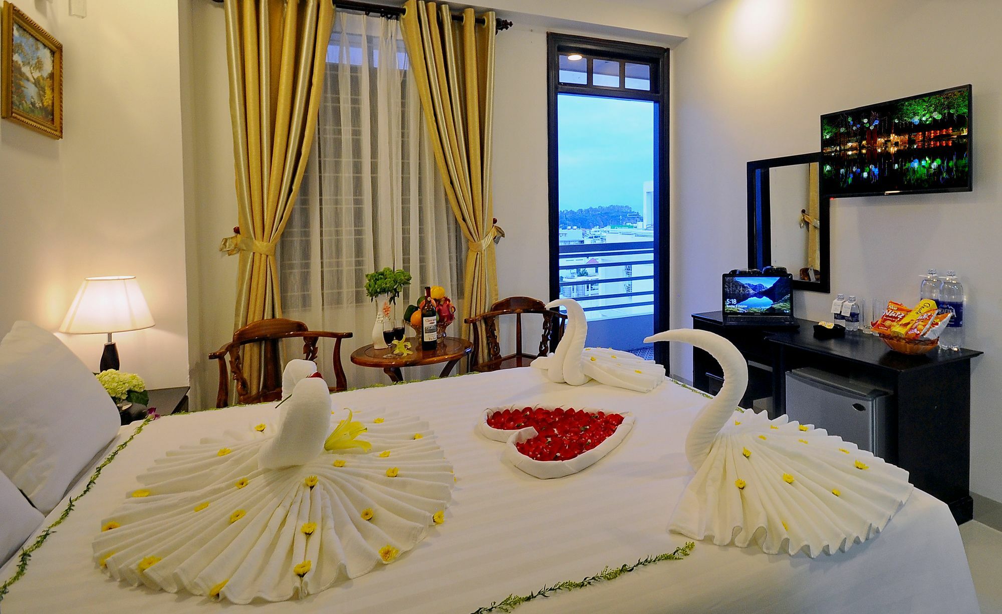 Full House Hotel На Транг Екстериор снимка